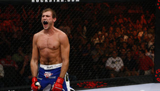Ryan Couture срещу Quinn Mulhern в UFC 164