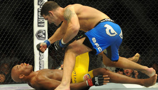 Gracie: Weidman бе уморен, лиготиите на Silva му струваха победата