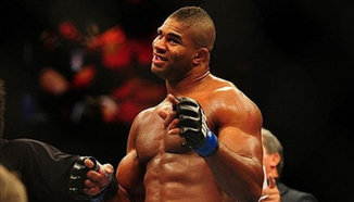 Видео преглед на предстоящия двубой между Alistair Overeem и Travis Browne