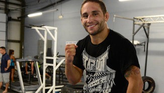 Chad Mendes срещу Nik Lentz на 14-ти декември