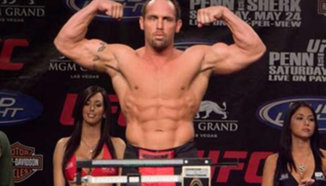 Shane Carwin говори за шампиона Brock Lesnar