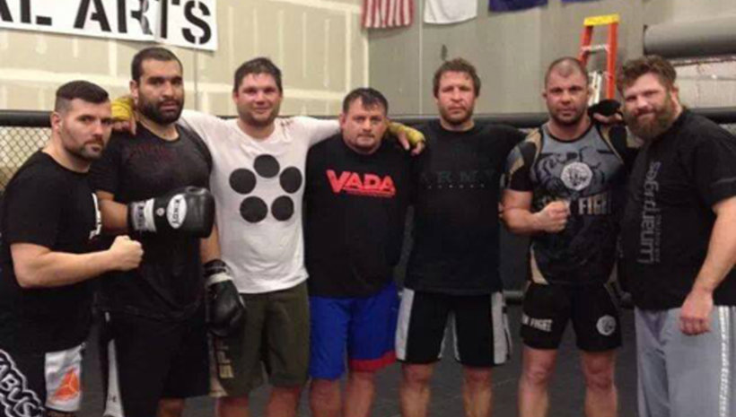 Атанас Джамбазов тренира с Roy Nelson