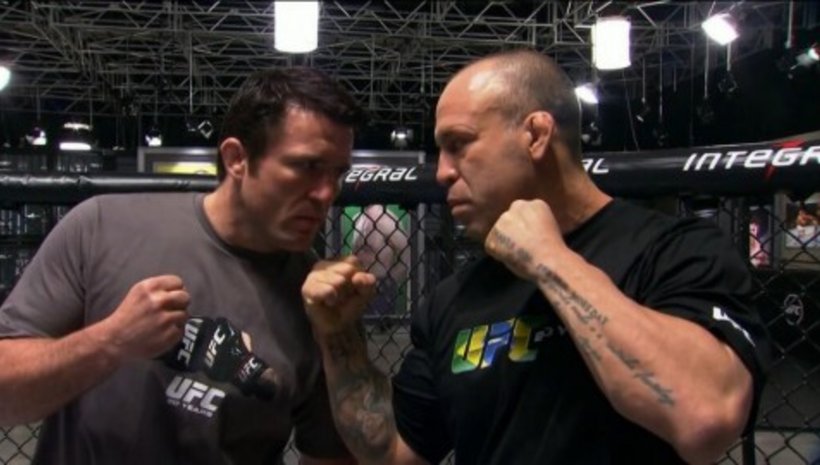Сбиването между Sonnen и Silva било причината за забавянето на двубоя