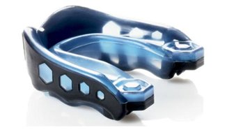 Гума за уста предупреждава за сътресения на мозъка