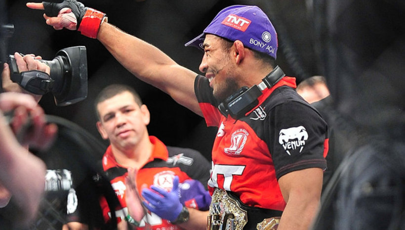 Jose Aldo срещу Chad Mendes на 25 октомври