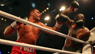 Кобрата: За мен Кличко не е контузен