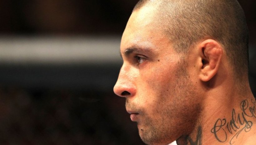 Anthony Johnson наказан, Thiago Silva отстранен от UFC отново