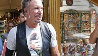 Холивудската звезда Мики Рурк ще се боксира на гала-вечер на в Москва
