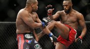 Jones срещу Cormier на забавен кадър (видео)