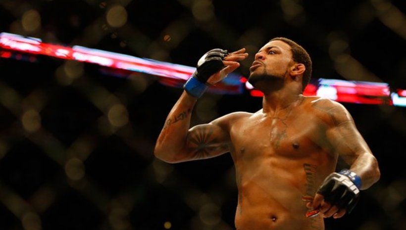 Michael Johnson не е впечатлен от Rafel dos Anjos