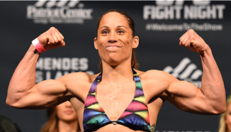 Liz Carmouche е контузена, отпада от UFC 191