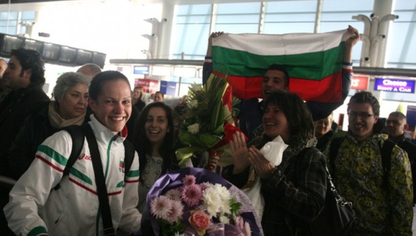 Станимира Петрова стана посланик на женския бокс