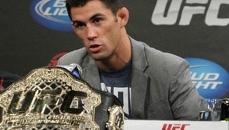 Dominick Cruz: Ngannou все още е зелен