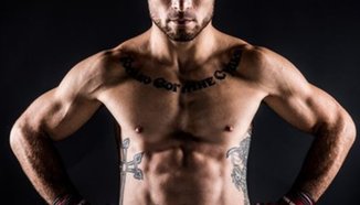 Georgi Karakhanyan подписа с ACB