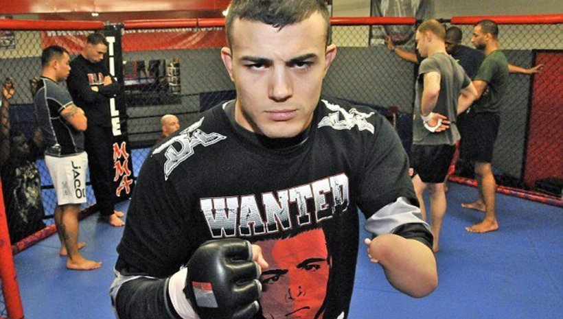 Nick Newell не се притеснява да мине по черния път към UFC 