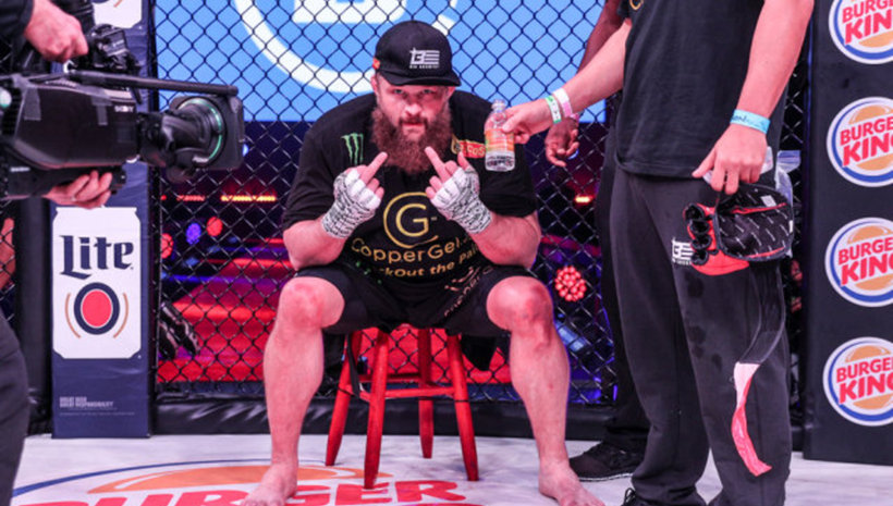 Roy Nelson бесен, защото няма да му платят