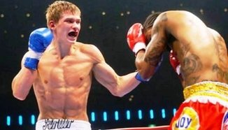 Yodsanklai Fairtex срещу Artur Kyshenko в Стокхолм 