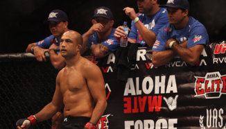Остра размяна на реплики между лагера на Diaz и BJ Penn