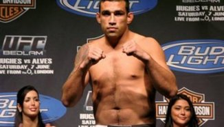Fabricio Werdum ще победи 'дебеланкото' Roy Nelson