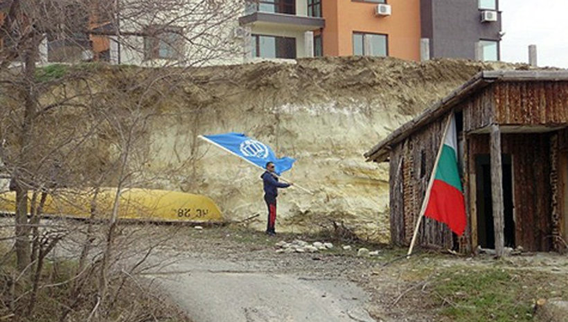 Багери рушат учебната база на НСА