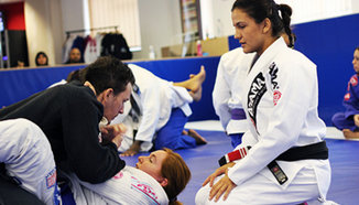 Kyra Gracie тренира с Roger за WPJJC 2012