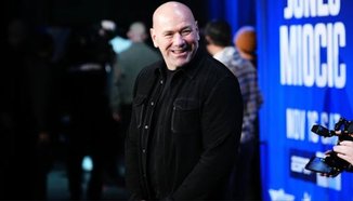 UFC си връщат старите ръкавици за постоянно