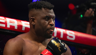 Нгану пак в UFC срещу победителя между и Аспинал: Възможно ли е?