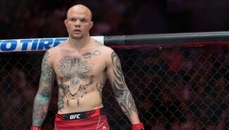 Антъни Смит поискал от UFC да се състезава в Power Slap