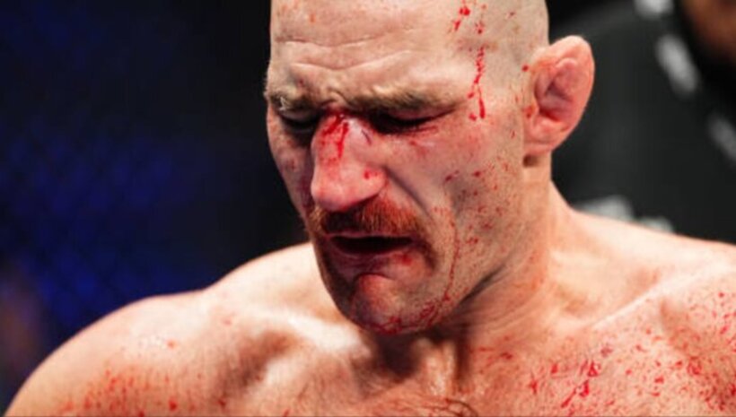 &#039;Страхливец&#039; - шампион на UFC посече Шон Стрикланд след загубата: Той е расистки клоун