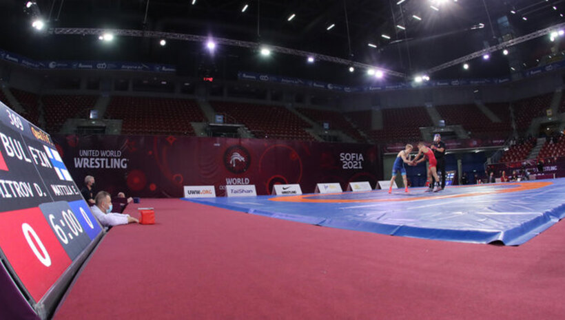 Петима българи в първия ден на европейското за кадети