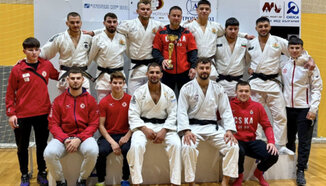 ЦСКА с отборните титли при мъжете и жените в джудото