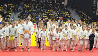 Отборът на "Арена спорт" с най-много медали на турнир "Божилова къп"