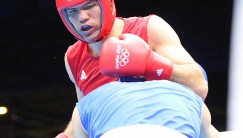 Тервел Пулев с награда Спортист на годината на СУ &quot;Св. Кл. Охридски&quot;