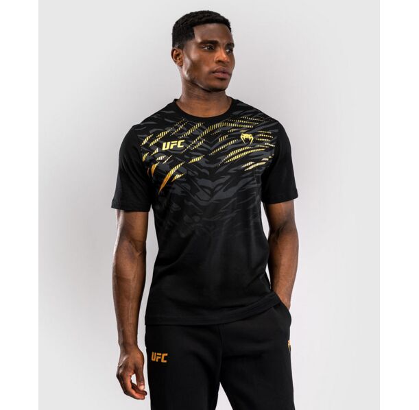 Тениска - UFC Fusion by Venum Men’s Replica Short Sleeve T-Shirt - Black/Gold​